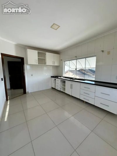 Casa, 4 quartos - Foto 4