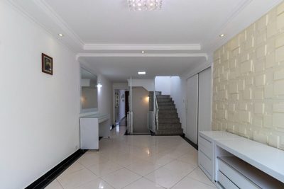 Casa, 3 quartos, 271 m² - Foto 1