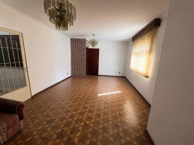 Sobrado, 3 quartos, 256 m² - Foto 4