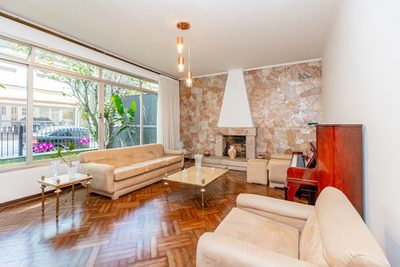 Casa, 3 quartos, 142 m² - Foto 1