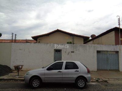 Casa, 6 quartos, 180 m² - Foto 2