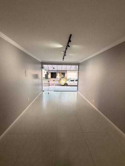 Sala-Conjunto, 40 m² - Foto 1