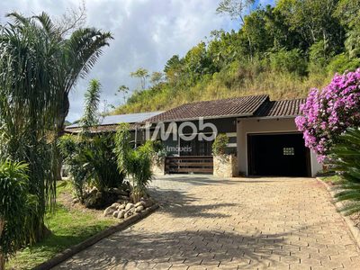 Casa, 3 quartos, 270 m² - Foto 1