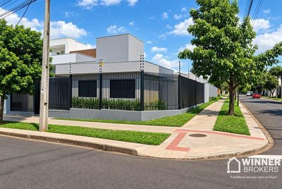 Casa, 3 quartos, 162 m² - Foto 1