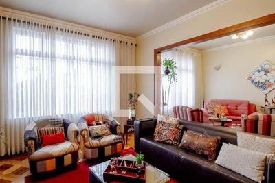Casa, 4 quartos, 340 m² - Foto 1