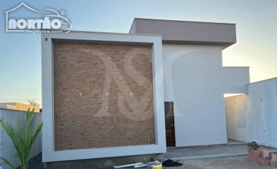 Casa, 3 quartos, 105 m² - Foto 2
