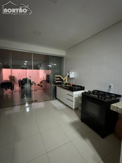 Casa, 3 quartos, 118 m² - Foto 4