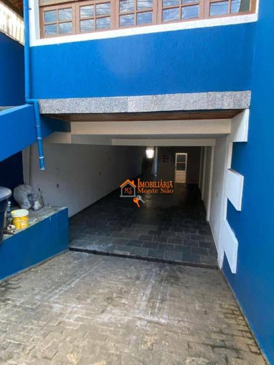 Sobrado, 3 quartos, 284 m² - Foto 2