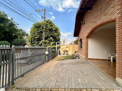 Casa, 3 quartos, 260 m² - Foto 4
