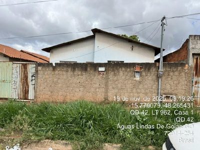 Casa, 3 quartos, 210 m² - Foto 1