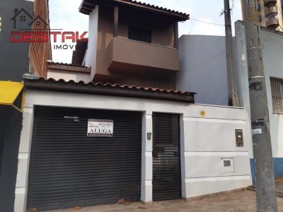 Casa, 3 quartos, 180 m² - Foto 1