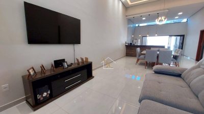 Casa, 3 quartos, 206 m² - Foto 1