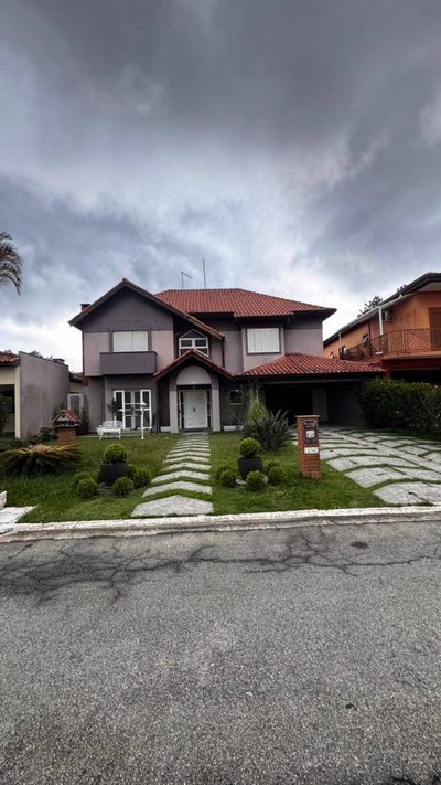 Casa, 4 quartos, 246 m² - Foto 1