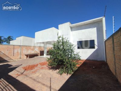 Casa, 3 quartos, 105 m² - Foto 1