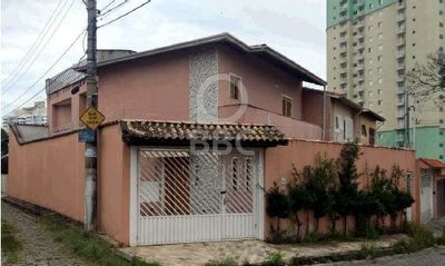 Sobrado, 3 quartos, 270 m² - Foto 1
