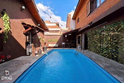 Casa, 3 quartos, 250 m² - Foto 1