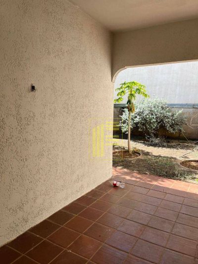 Casa, 3 quartos, 240 m² - Foto 2