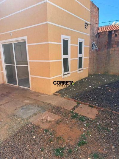 Casa, 2 quartos, 47 m² - Foto 2