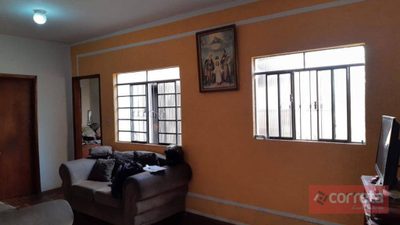 Casa, 3 quartos, 162 m² - Foto 1
