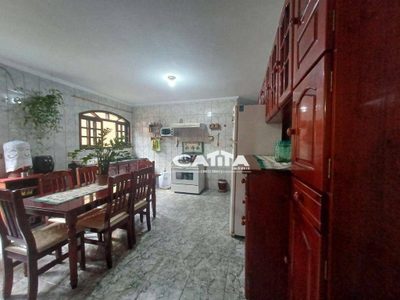 Sobrado, 3 quartos, 201 m² - Foto 1
