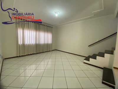 Casa, 5 quartos, 305 m² - Foto 4