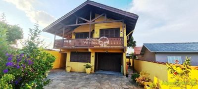 Casa, 3 quartos, 235 m² - Foto 1