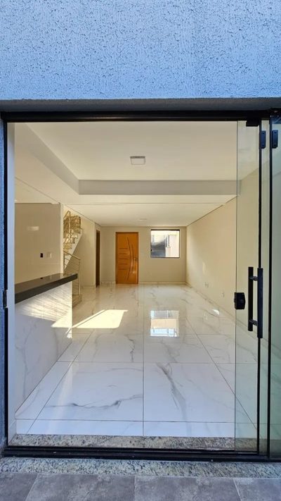 Casa, 3 quartos, 103 m² - Foto 2
