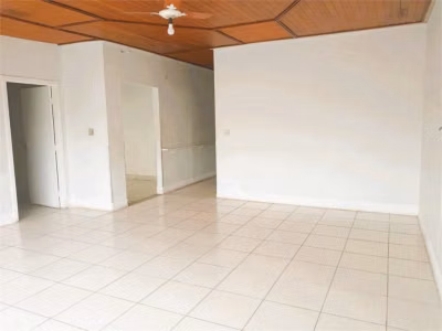 Casa, 7 quartos, 246 m² - Foto 1