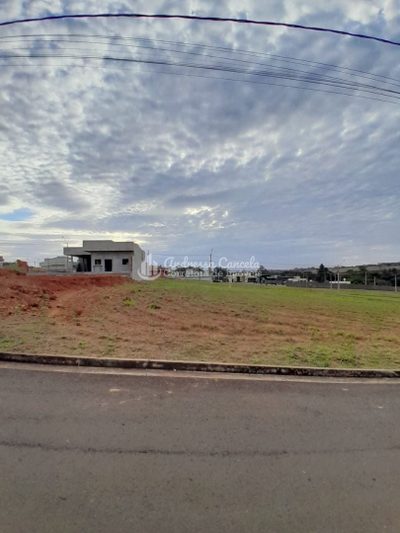 Terreno, 253 m² - Foto 1