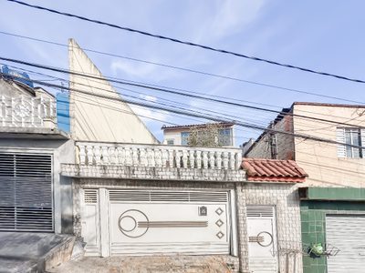 Casa, 2 quartos, 302 m² - Foto 1
