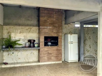 Casa, 6 quartos, 145 m² - Foto 2