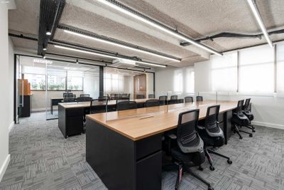 Sala-Conjunto, 300 m² - Foto 2