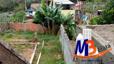 Casa, 2 quartos, 230 m² - Foto 1