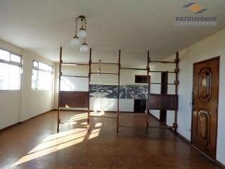 Casa, 4 quartos, 194 m² - Foto 2