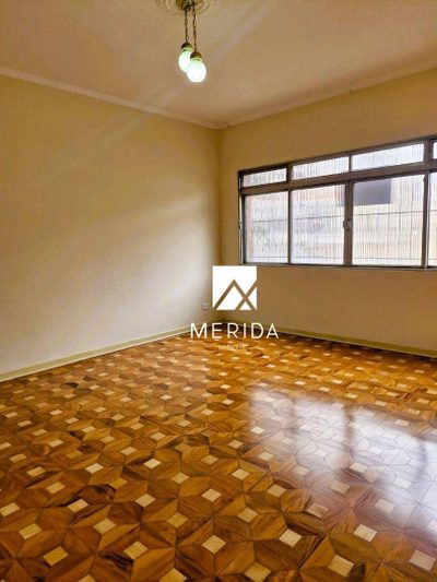 Sobrado, 3 quartos, 261 m² - Foto 1