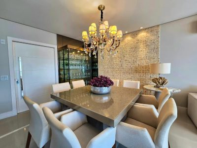 Apartamento, 3 quartos, 130000 m² - Foto 1
