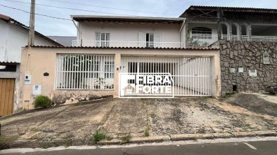 Casa, 3 quartos, 255 m² - Foto 1