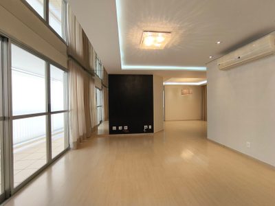 Apartamento, 3 quartos, 129 m² - Foto 2