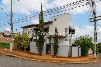 Casa, 5 quartos, 360 m² - Foto 1