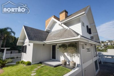 Casa, 4 quartos, 270 m² - Foto 2