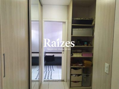 Casa, 5 quartos, 297 m² - Foto 3