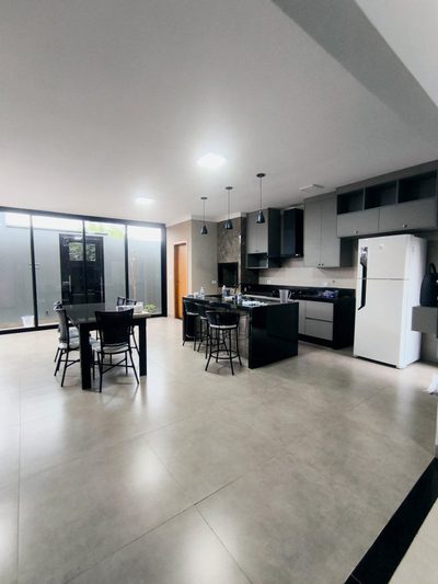 Casa, 3 quartos, 220 m² - Foto 4