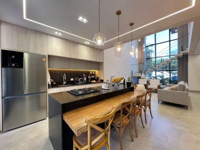 Casa, 3 quartos, 246 m² - Foto 4