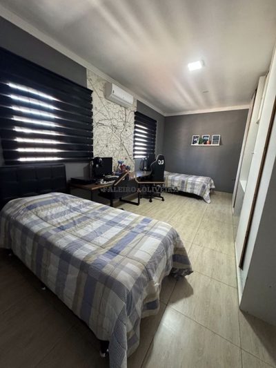 Casa, 4 quartos, 248 m² - Foto 3