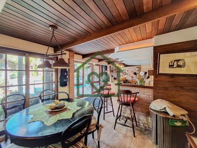 Casa, 3 quartos, 207 m² - Foto 4
