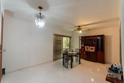 Casa, 4 quartos, 120 m² - Foto 1