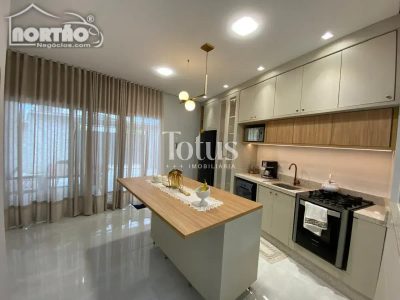 Casa, 3 quartos, 108 m² - Foto 3