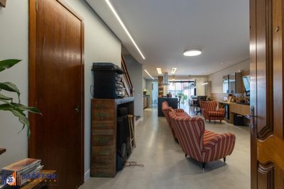 Casa, 3 quartos, 239 m² - Foto 4