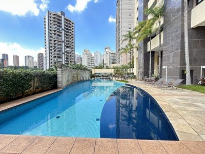 Apartamento, 3 quartos, 220 m² - Foto 1