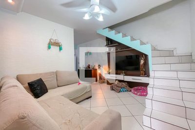 Casa, 2 quartos, 157 m² - Foto 1